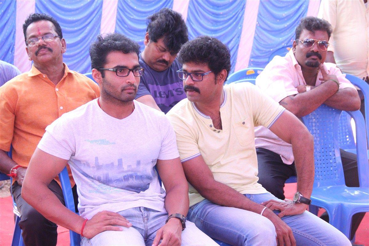 Isari Velan 29th Memorial Day Function Photos