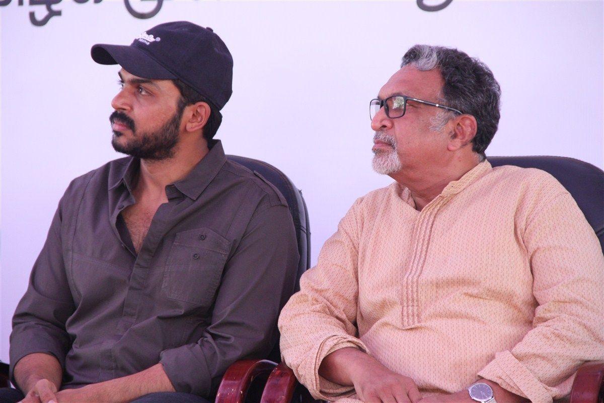 Isari Velan 29th Memorial Day Function Photos