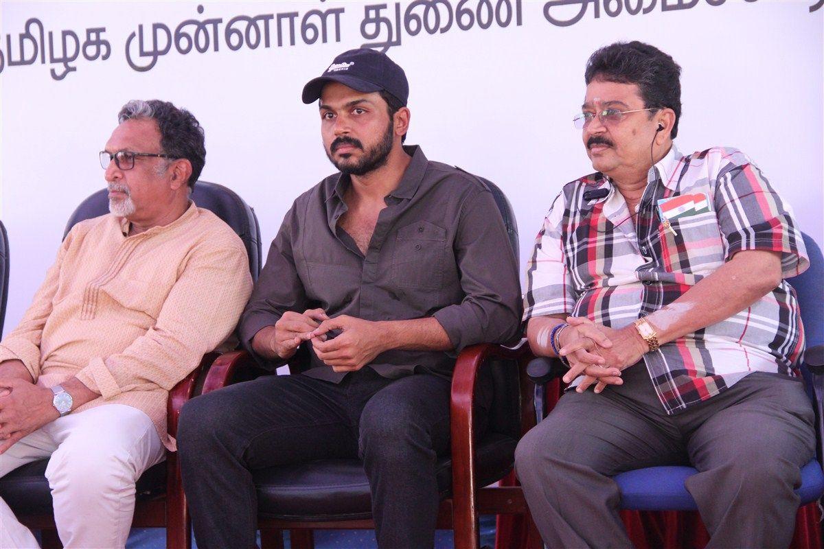 Isari Velan 29th Memorial Day Function Photos
