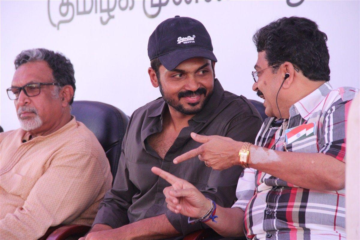 Isari Velan 29th Memorial Day Function Photos