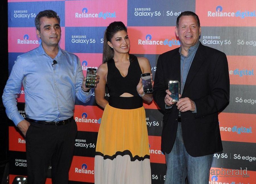 Jacqueline Fernandez Launches Samsung Phones
