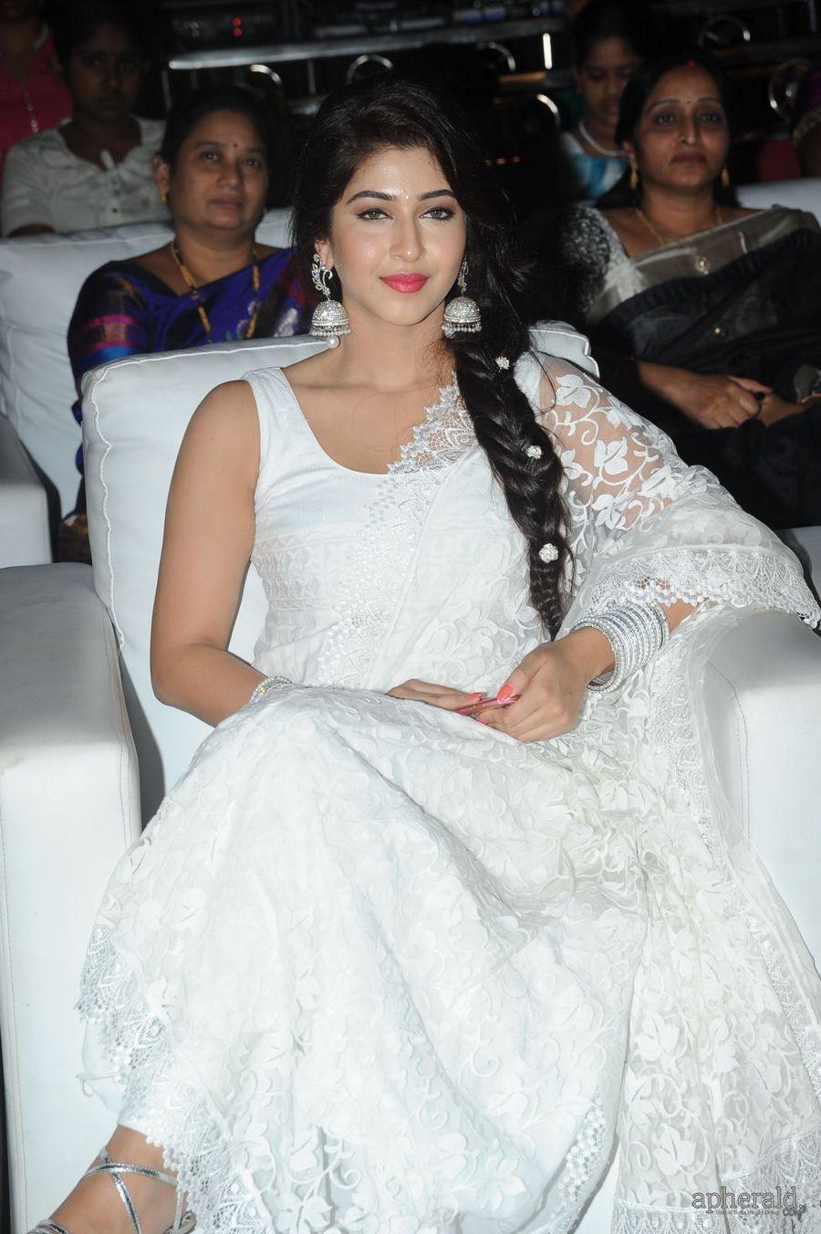 Jadoogadu Audio Launch Photos