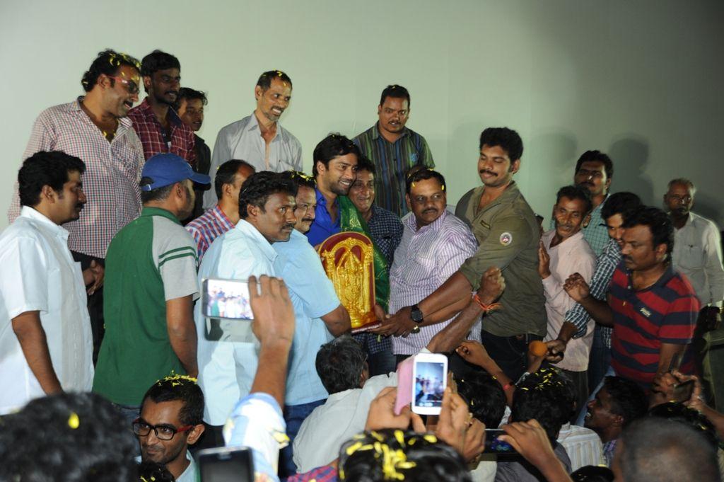 James Bond Success Tour Photos