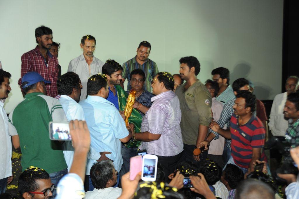 James Bond Success Tour Photos