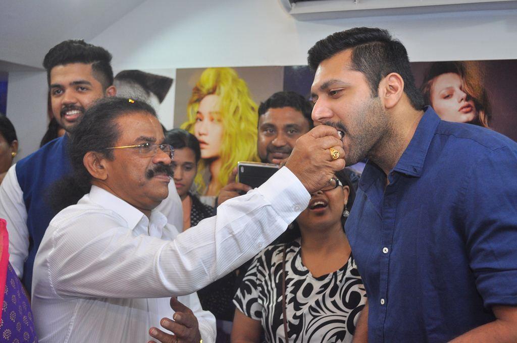 Jayam Ravi Inaugurates Essensuals Salon at Adyar Photos