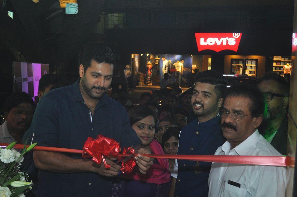 Jayam Ravi Inaugurates Essensuals Salon at Adyar Photos