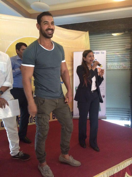 John Abraham Pics at His Humble Best At A School Event