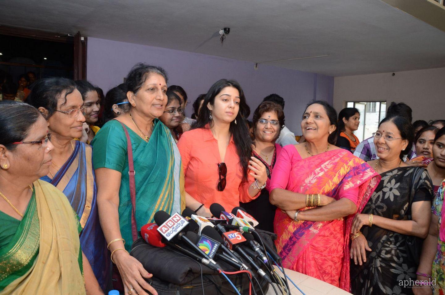 Jyothi Lakshmi Movie Pressmeet