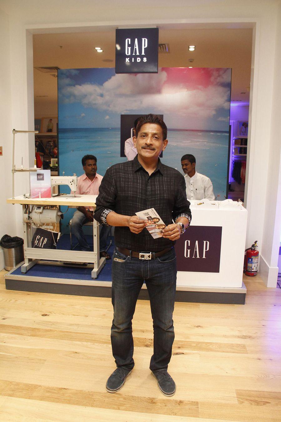 Kajal Aggarwal inaugurates Gap Store at Phoenix Mall Photos