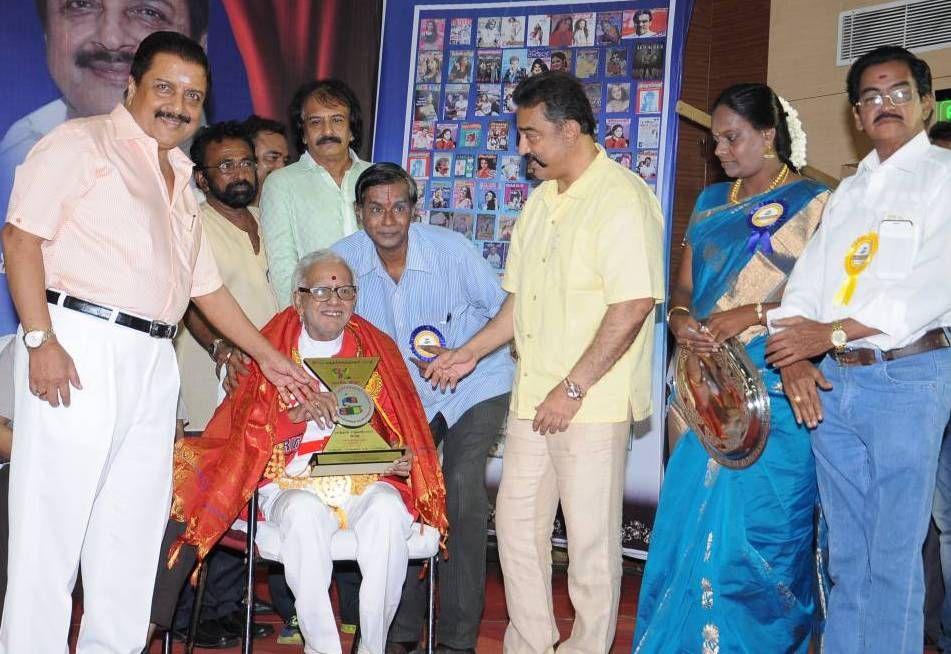 Kamal Funds to Senior Cinema Reporters Stills