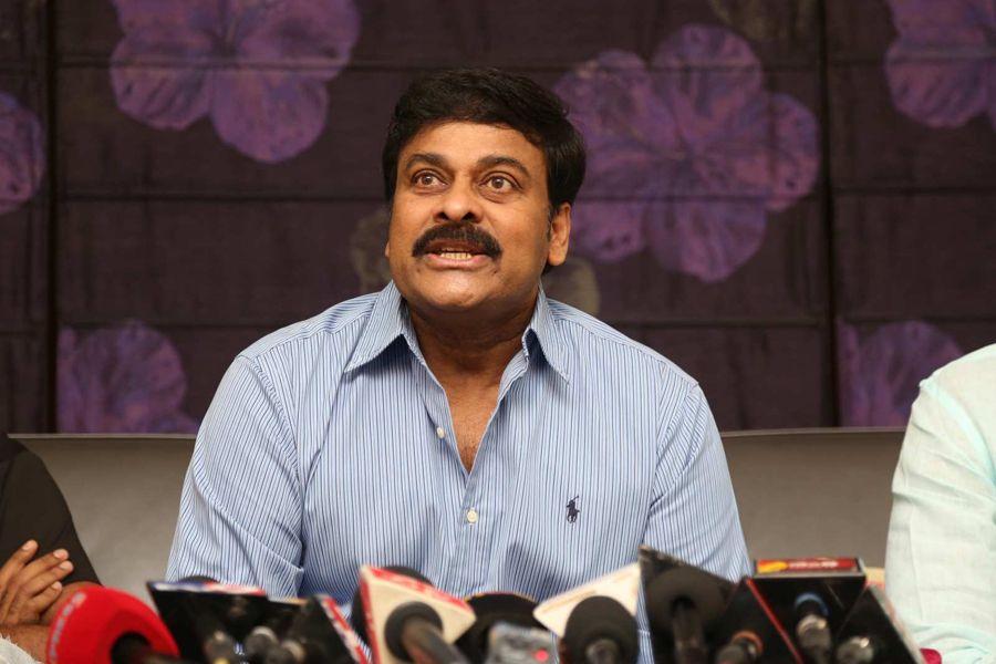 Kancha Team Meets Chiranjeevi