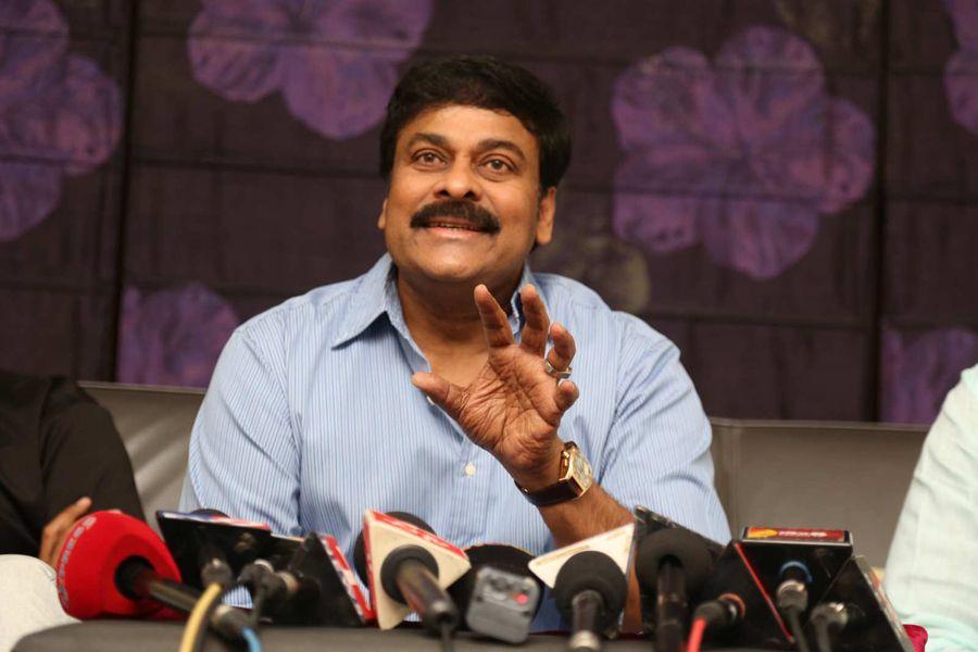 Kancha Team Meets Chiranjeevi