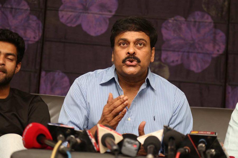 Kancha Team Meets Chiranjeevi