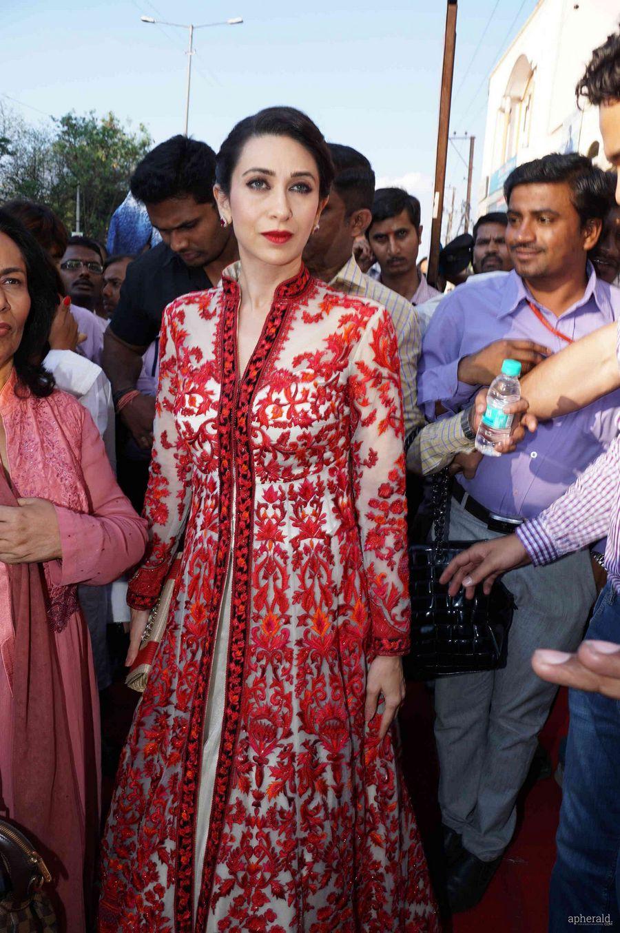 Karishma kapoor Neerus mix Launch Photos