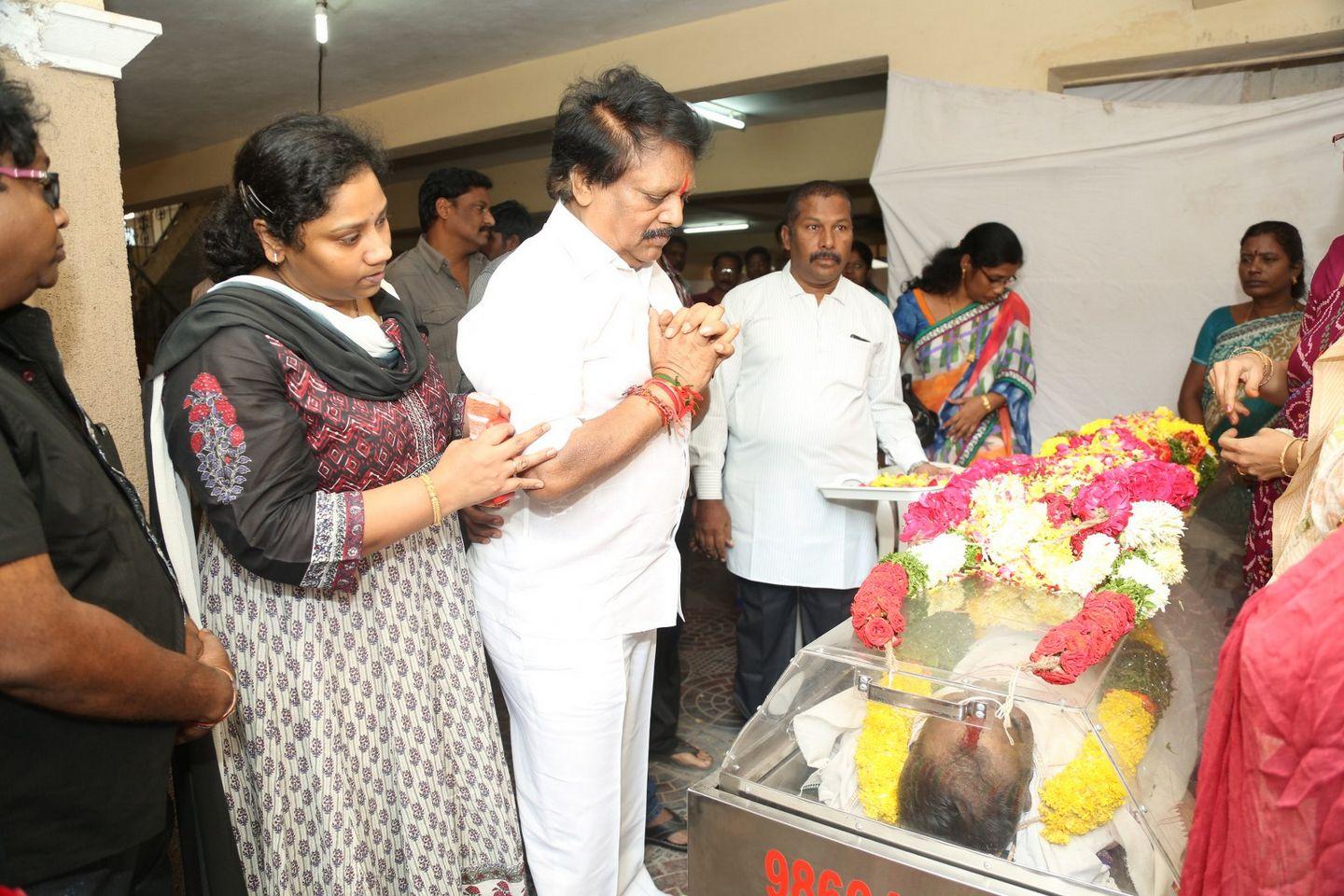 Kondavalasa Lakshmana Rao Condolences Pics