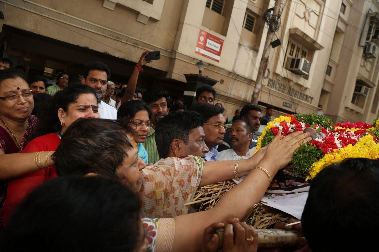 Kondavalasa Lakshmana Rao Condolences Pics