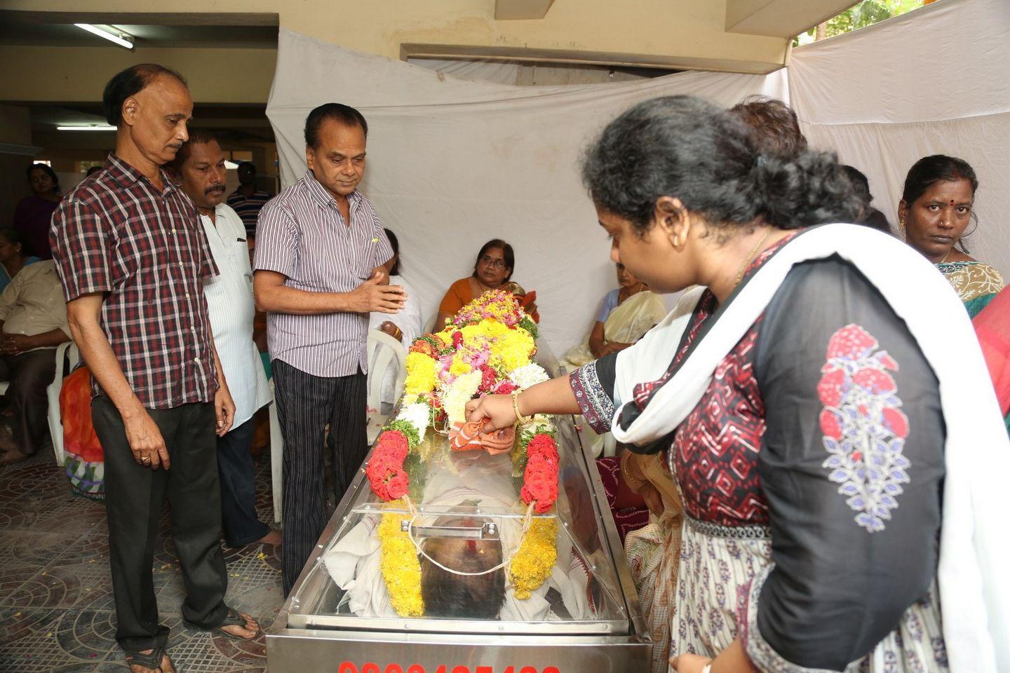 Kondavalasa Lakshmana Rao Condolences Pics