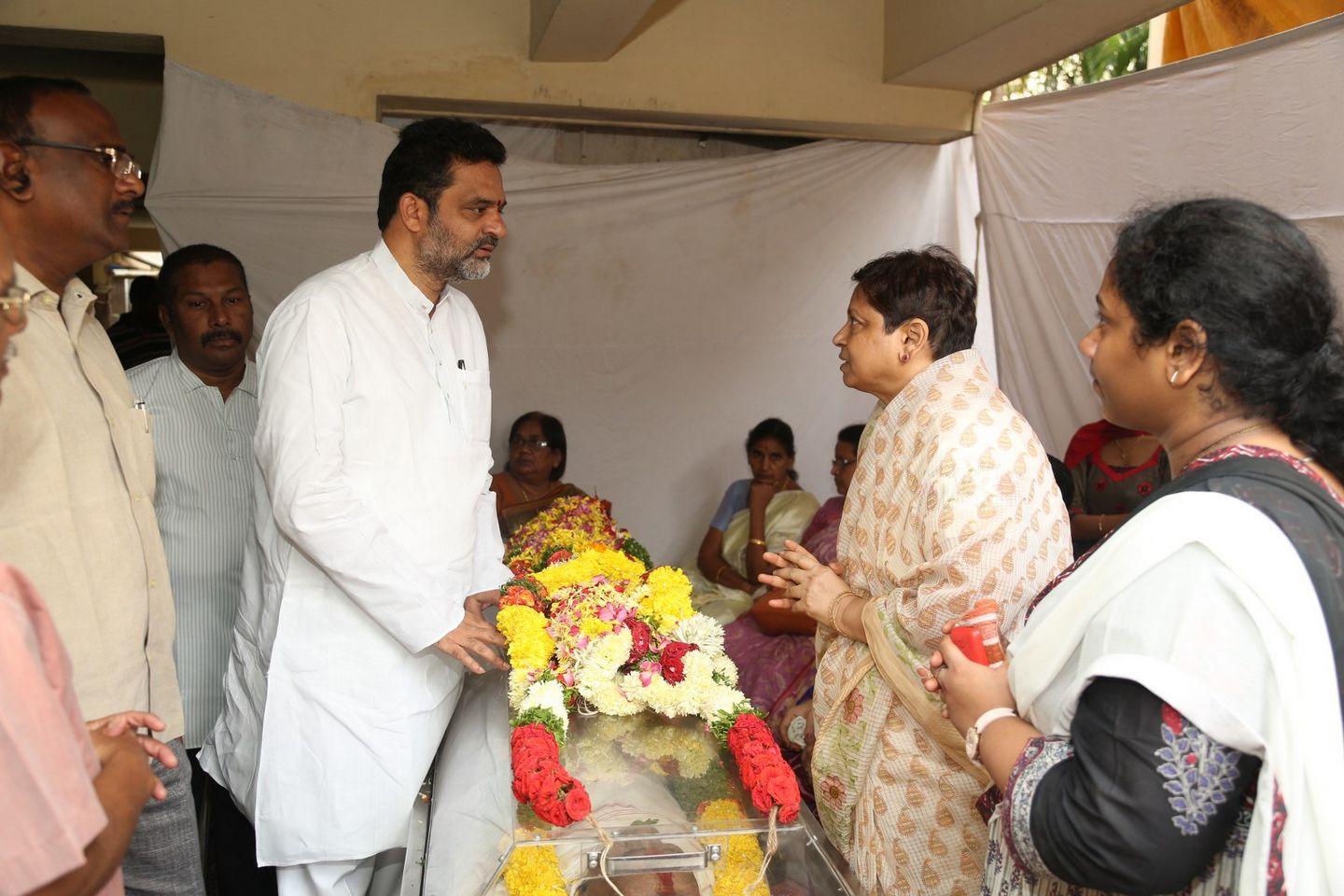 Kondavalasa Lakshmana Rao Condolences Pics