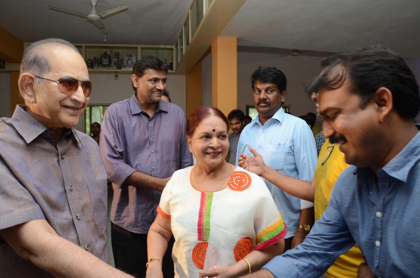 Krishna Family Watching Srimanthudu Movie