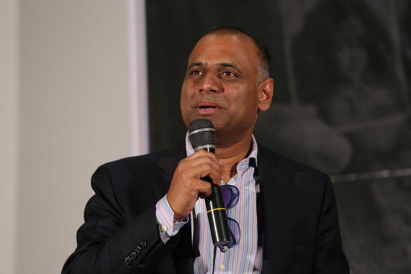 Kshanam Movie Press Meet Pics