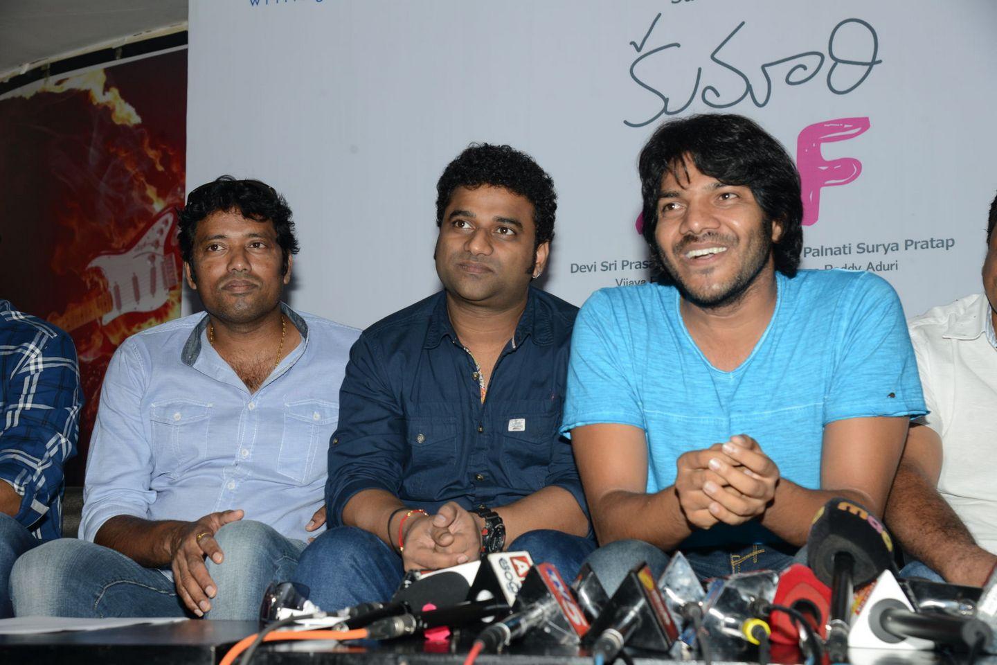 Kumari 21 F First Look Launch Photos