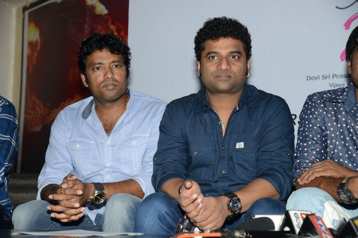 Kumari 21 F First Look Launch Photos