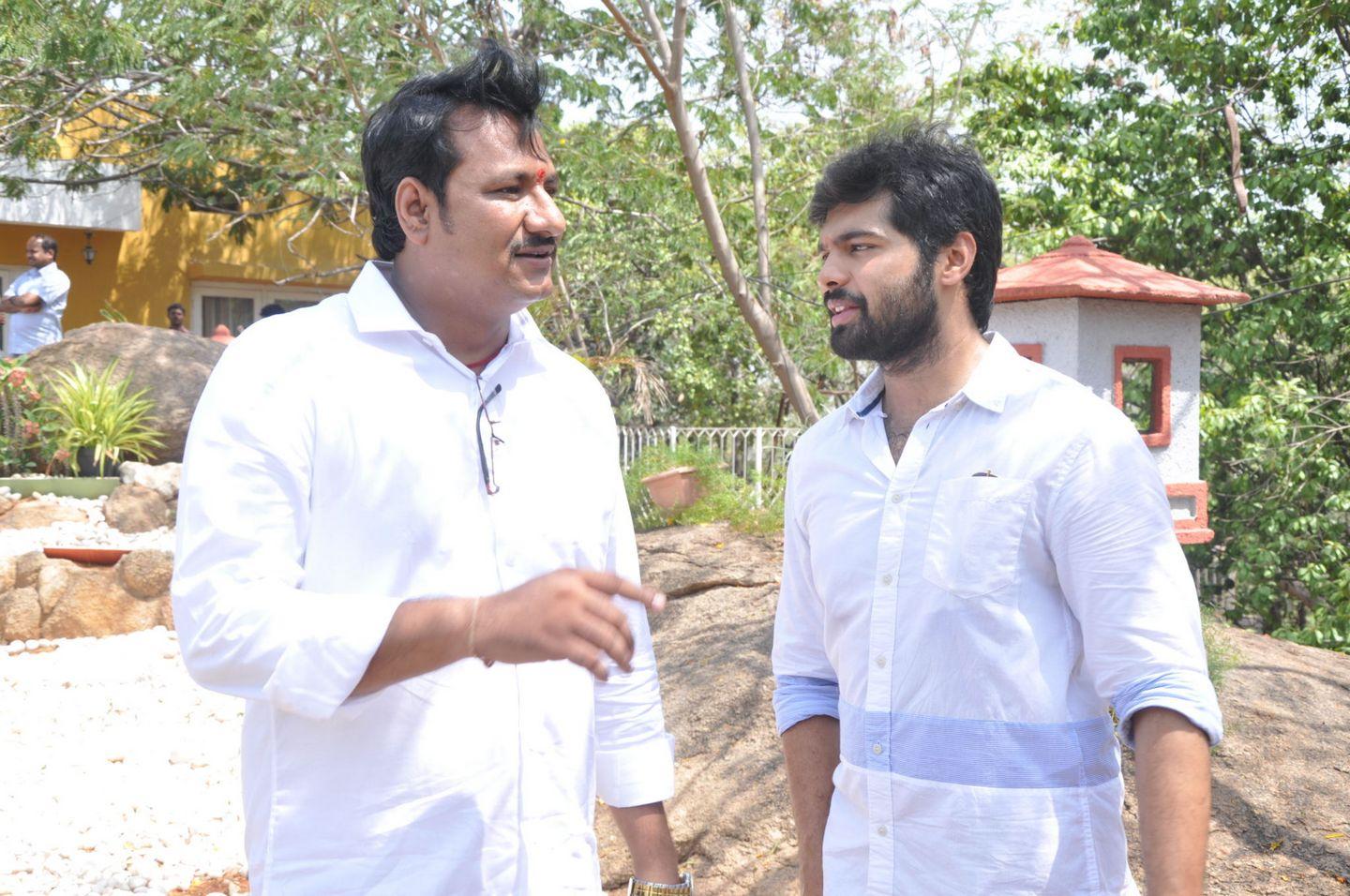 L7 Movie Opening Photos