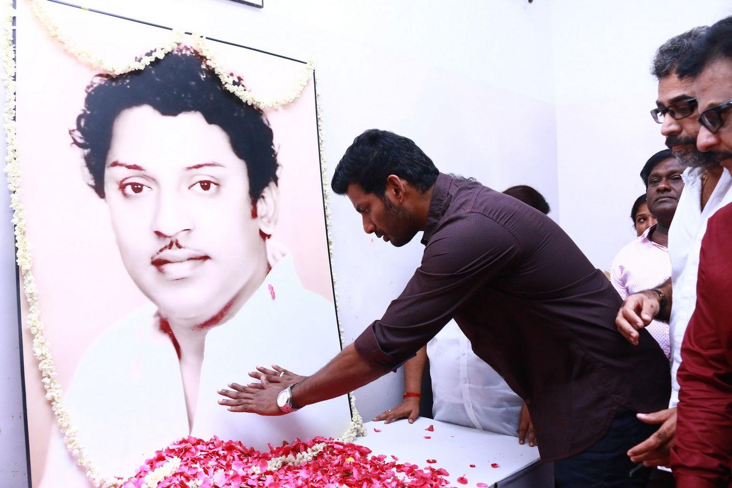 Lachiya Nadigar SSR Rajendran First memorial tribute Function Photos