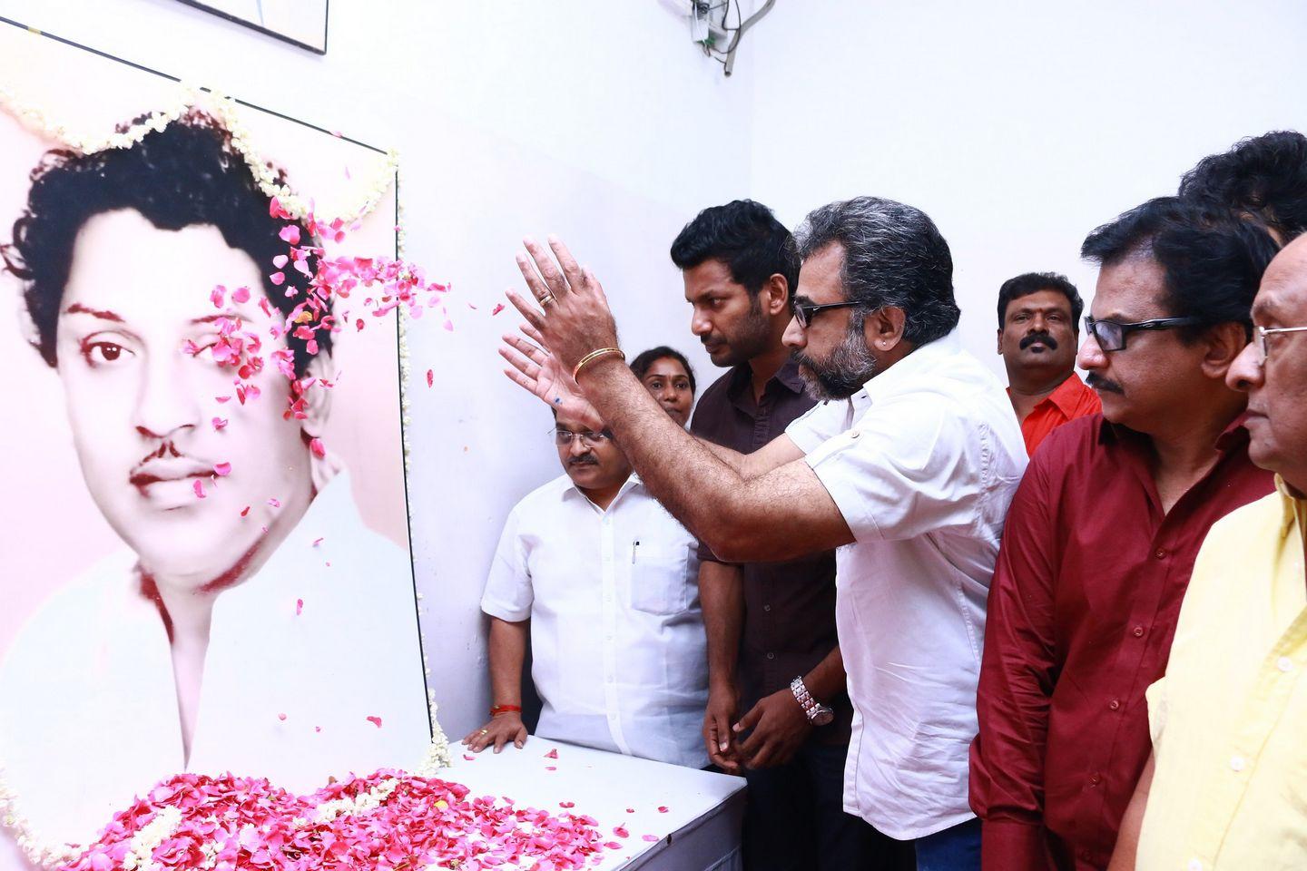 Lachiya Nadigar SSR Rajendran First memorial tribute Function Photos