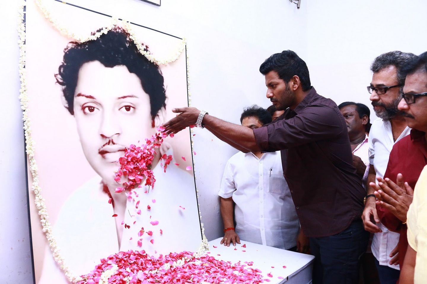 Lachiya Nadigar SSR Rajendran First memorial tribute Function Photos