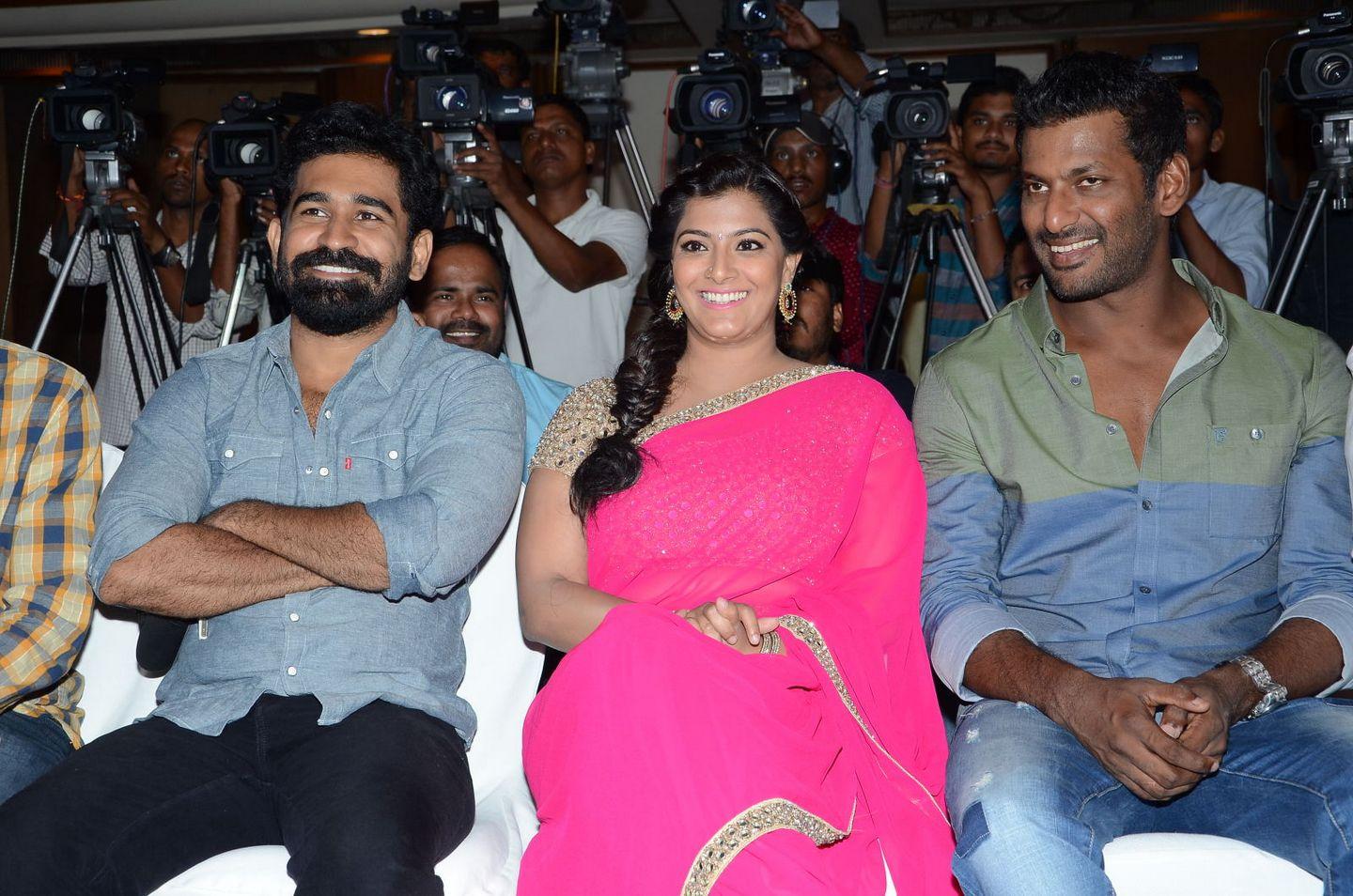 Madha Gaja Raja Audio Launch Photos