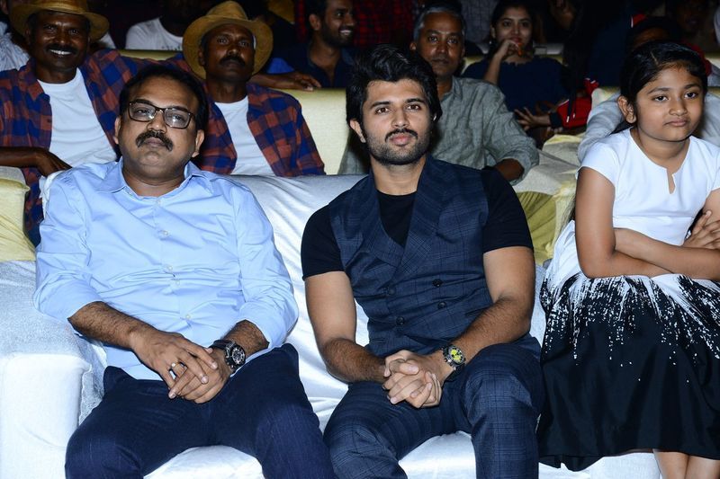 Maharshi Movie Pre Release Event Pictures