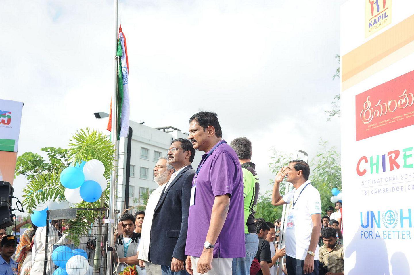 Mahesh Babu at HBC Chak De India Ride