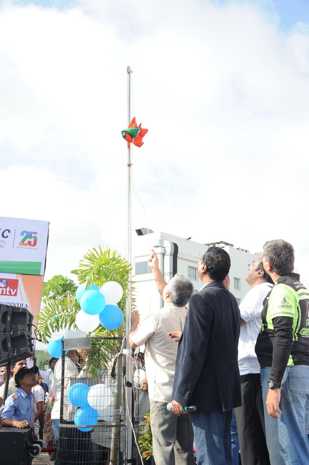 Mahesh Babu at HBC Chak De India Ride