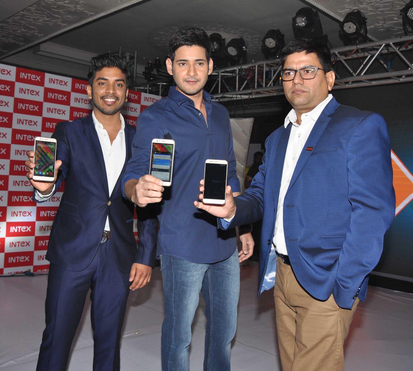 Mahesh Babu Launched INTEX Aqua Trendy Mobiles