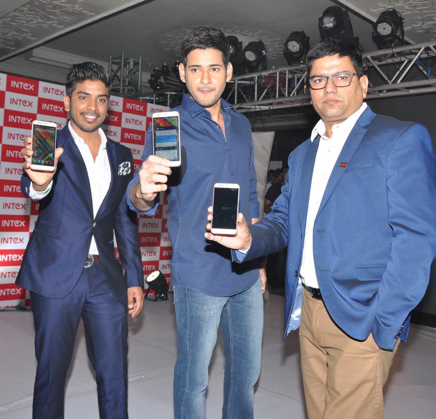 Mahesh Babu Launched INTEX Aqua Trendy Mobiles