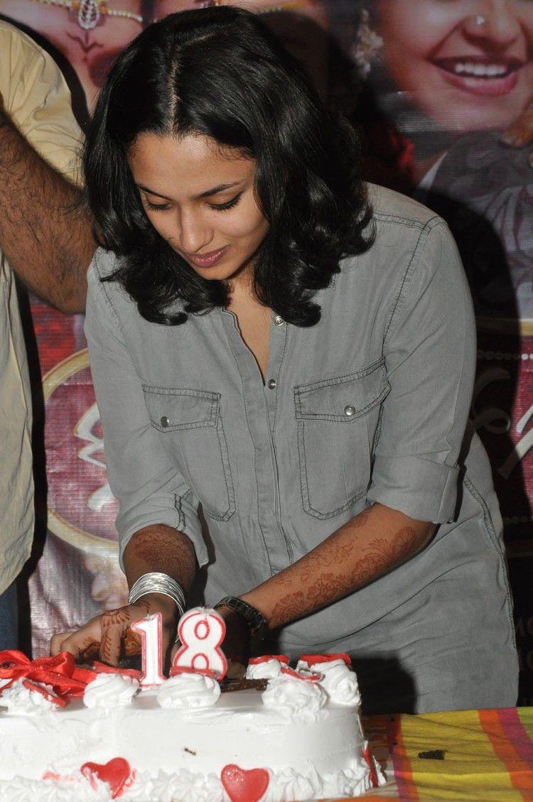 Malavika Nair Birthday celebrations Photos