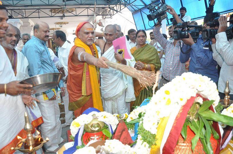 Mrutyunjaya Yagam At Film Nagar Temple