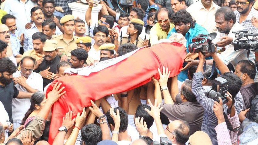MS Viswanathan Funeral Photos