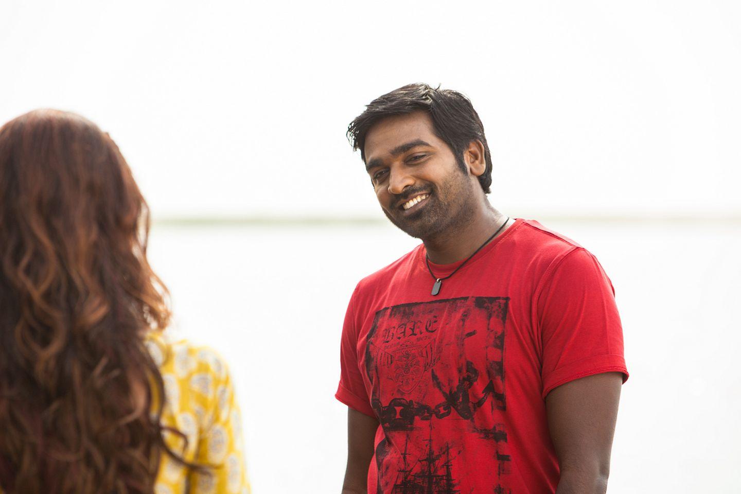 Naanum Rowdy Thaan Movie Stills