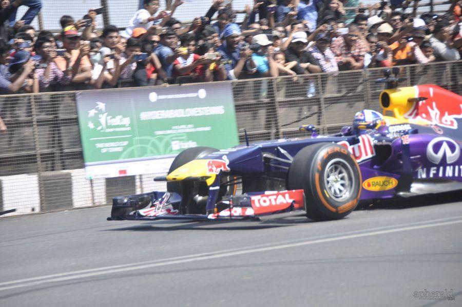 Nagarjuna And  Naga chaitanya Flagoff Redbull F1 Showrun