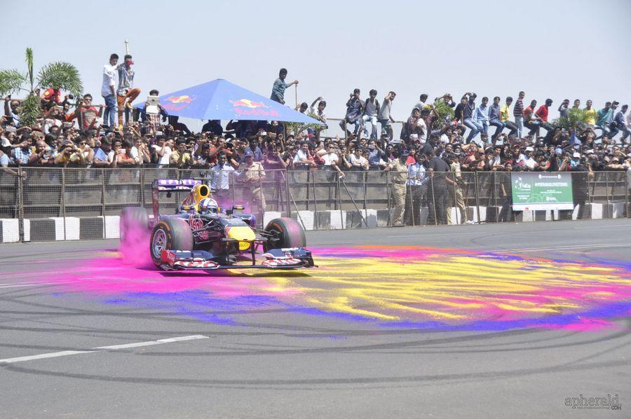 Nagarjuna And  Naga chaitanya Flagoff Redbull F1 Showrun