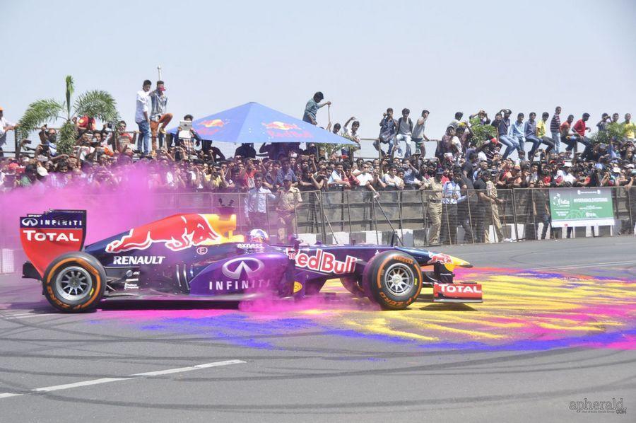 Nagarjuna And  Naga chaitanya Flagoff Redbull F1 Showrun