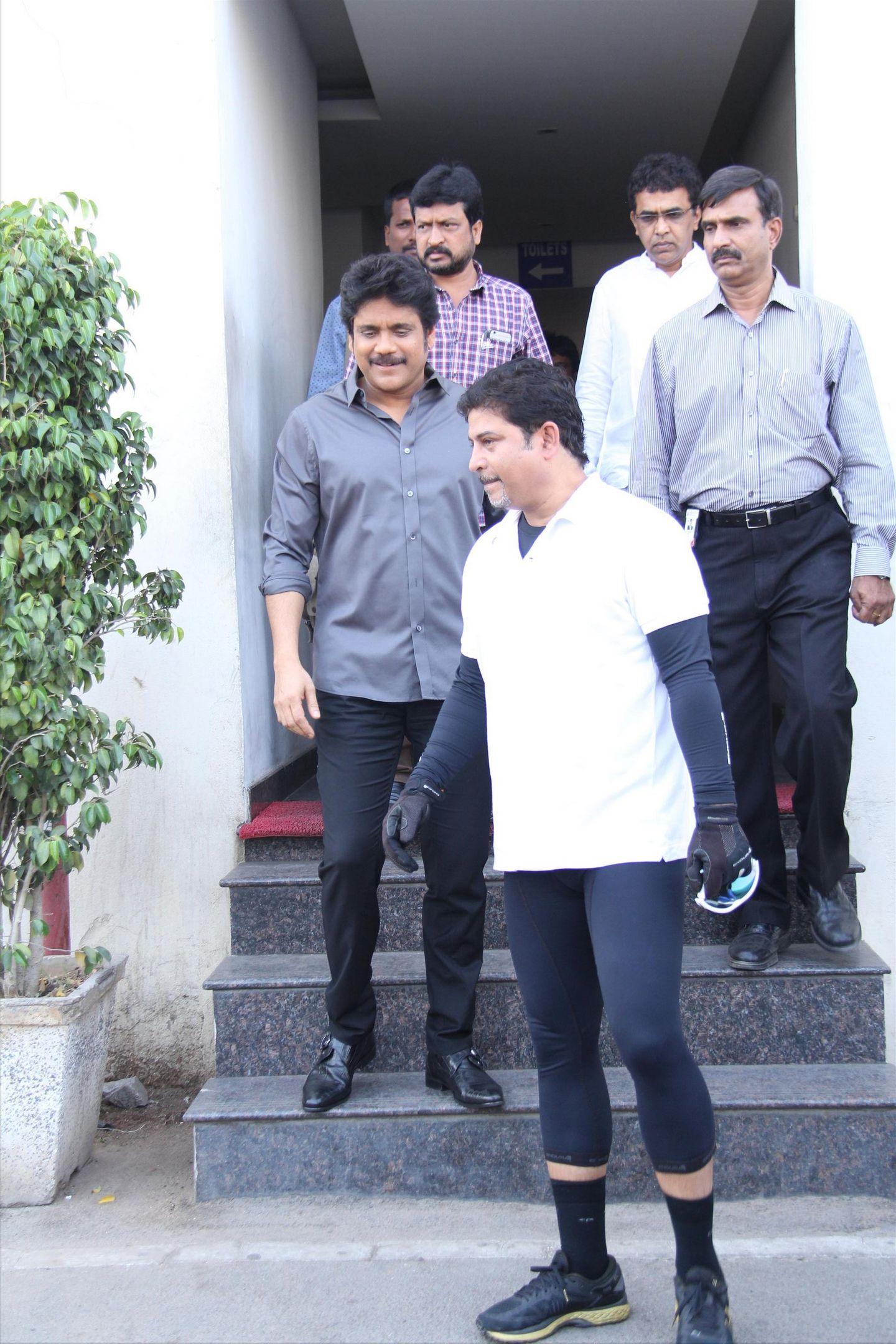 Nagarjuna Flagged Off Yoga Chakra Cyclathon Photos