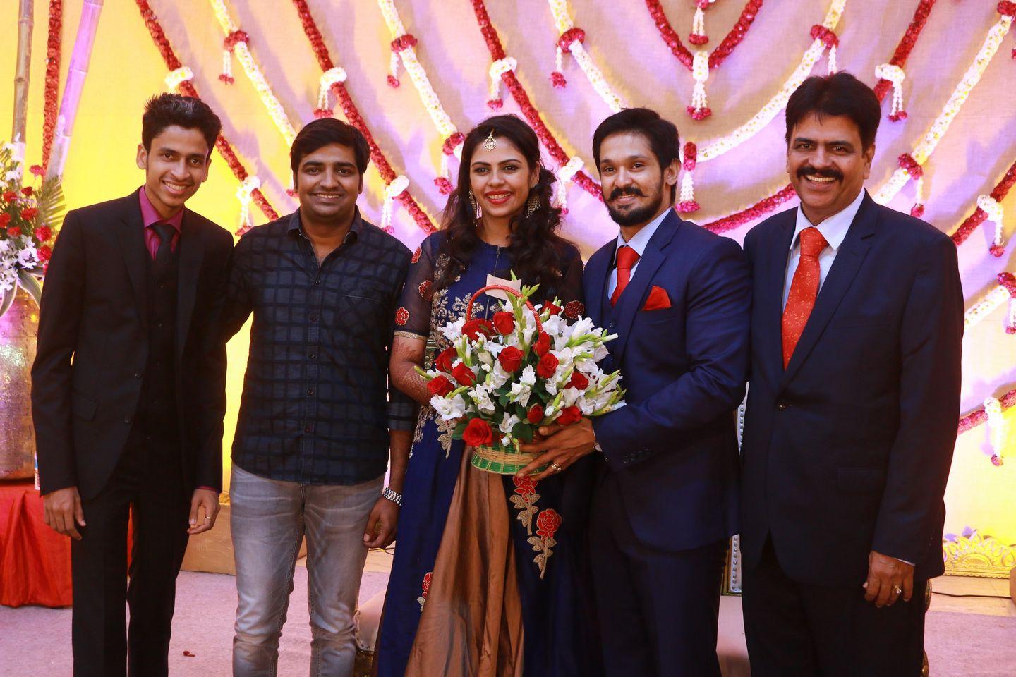 Nakul Sruti Wedding Reception Photos
