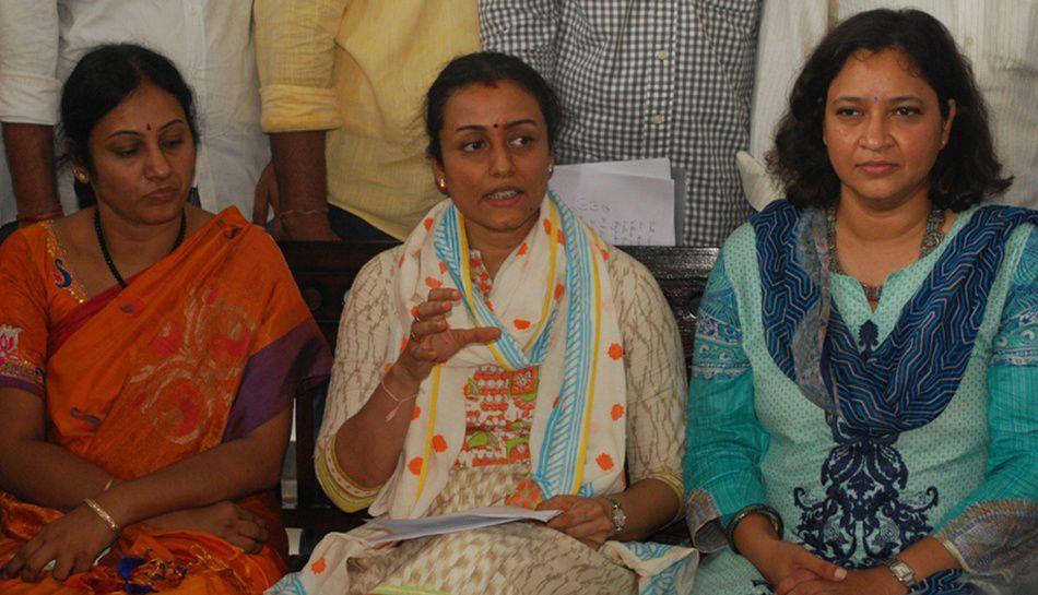 Namrata at Burripalem Photos