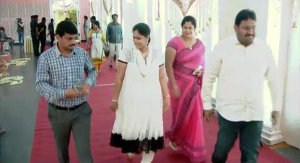 Naresh And Viroopa Wedding Photos