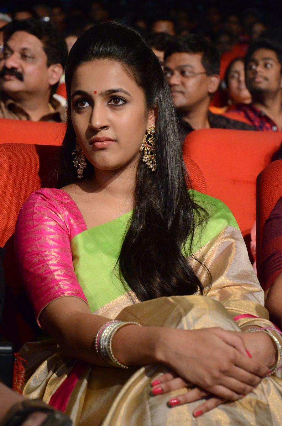 Niharika Stills at Oka Manasu Audio Launch