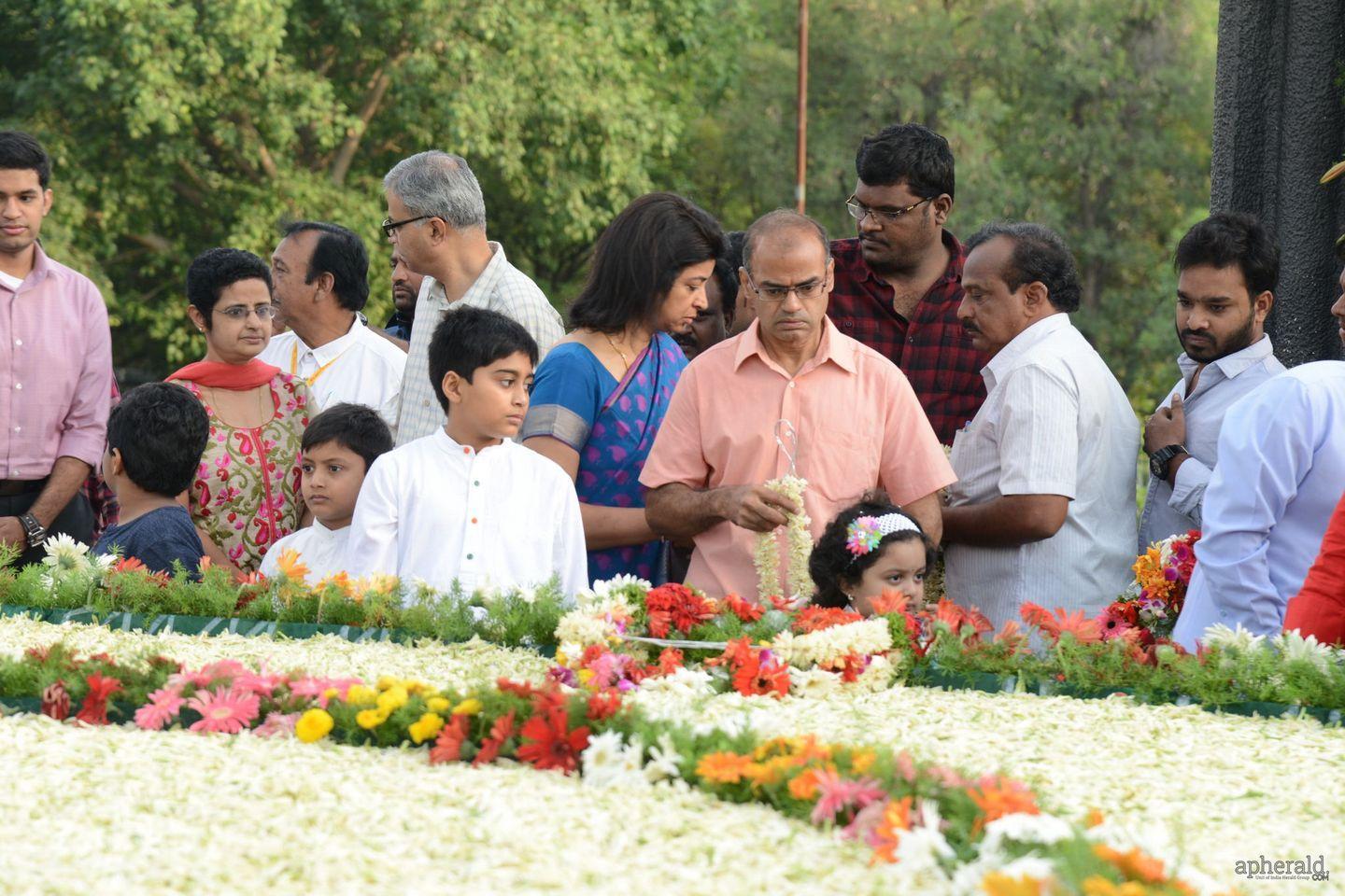 NTR Family Visit NTR Ghat