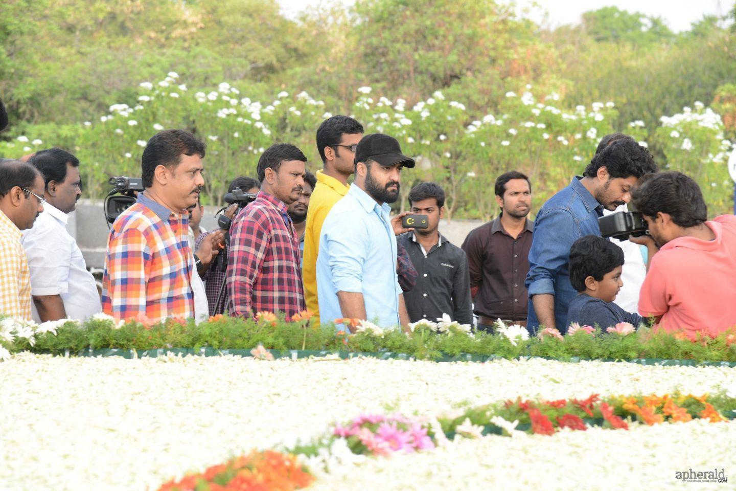 NTR Family Visit NTR Ghat